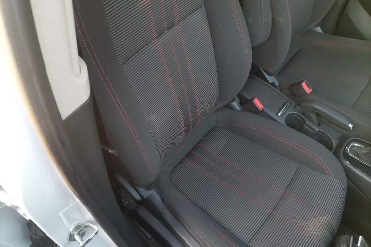 Used Buick Encore 2016 18T Automatic Two-Wheel Drive Urban Leading Edition