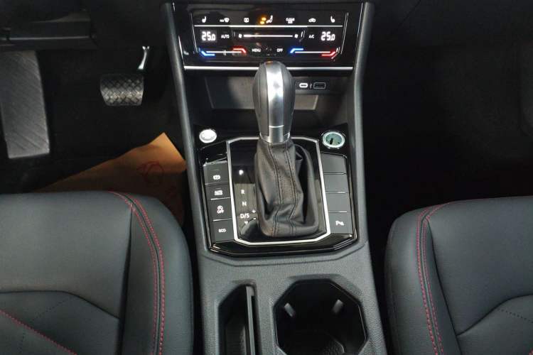 Used Volkswagen Lavida 2024 300TSI DSG Starry Sky Leading Edition