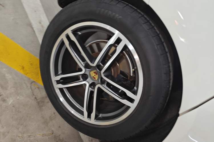 Used Porsche Macan 2017 Macan 2.0T
