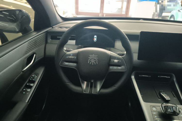 Used BYD Qin PLUS 2025 DM-i Smart Drive 55KM Leading Model
