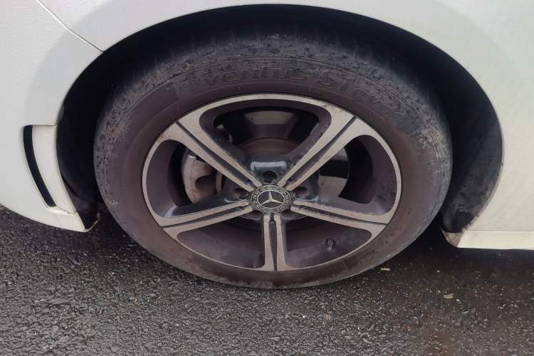 Used Mercedes-Benz A-Class 2022 Revised Version A 200 L Sport Sedan Fashionable Style