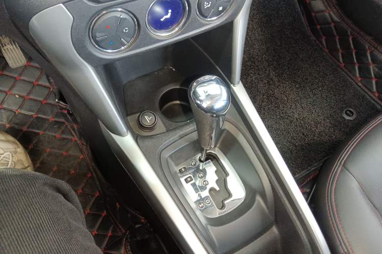 Used Citroen C3-XR 2015 1.6L Automatic Pioneer Model
