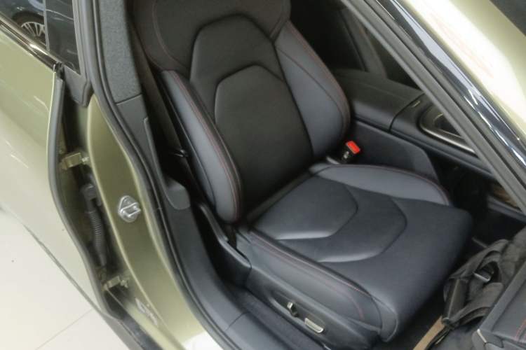 Used  SU7 2024 Rear-Drive Ultra-Long Range Advanced Pro-Level Intelligent Driving Version
