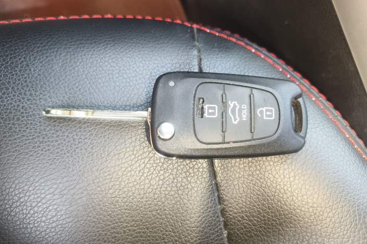 Used Kia Forte 2014 1.6L MT GL