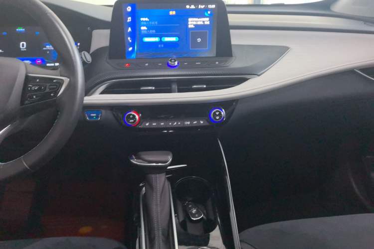 Used Buick Velite 6 2020 Plug-in Hybrid Connected Smart Model