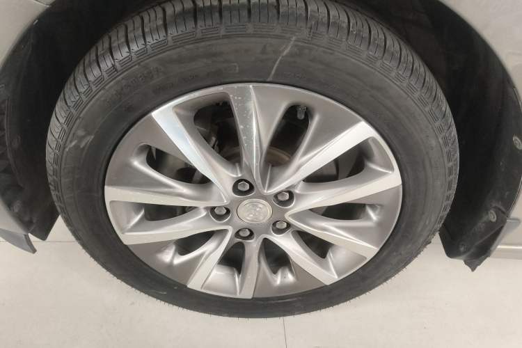 Used Buick GL6 2019 18T 6-Seater Connected Luxury Version China V Standard