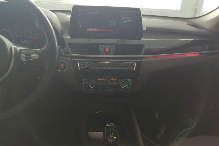 Used BMW X1 2022 sDrive25Li Leading Model
