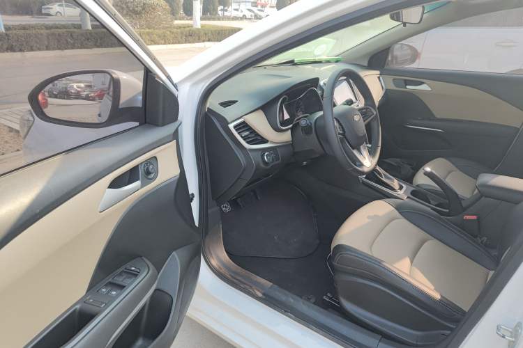 Used Chevrolet Monza 2020 320 Automatic Enjoyment Edition
