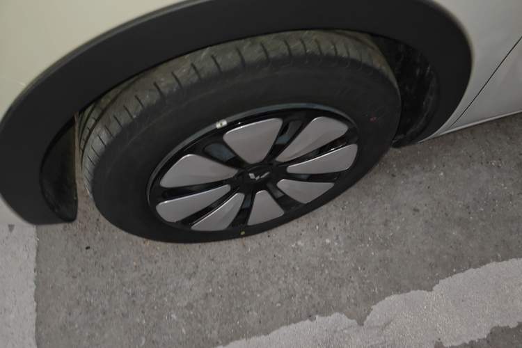 Used Wuling Bingo 2024 333 km Enjoyment Version
