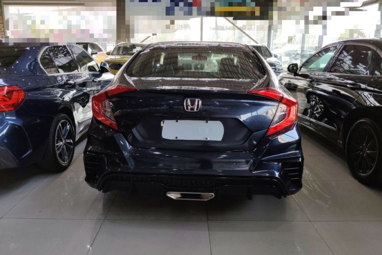 Used Honda Civic 2016 220TURBO CVT Luxury Edition
