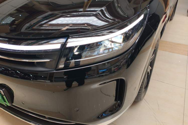 Used Hima AITO M7 2024 1.5T Intelligent Driving 4WD Pro Edition 6 Seats Ternary Lithium Battery
