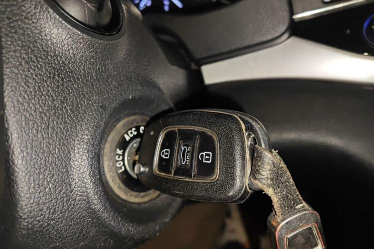 Used Hyundai Elantra 2016 1.6L Automatic ZhiXuan – Elite Version