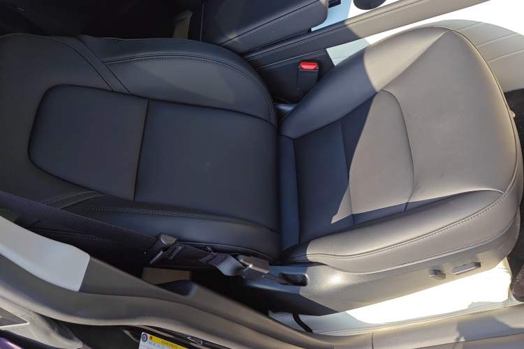 Used Tesla Model Y 2024 Rear-Wheel-Drive Version