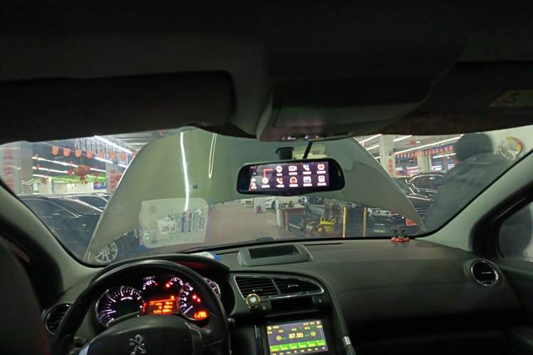 Used Peugeot 3008 2015 2.0L Automatic Trend Edition