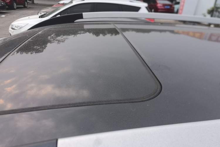 Used Baojun 560 2015 1.8L Manual Luxury Model