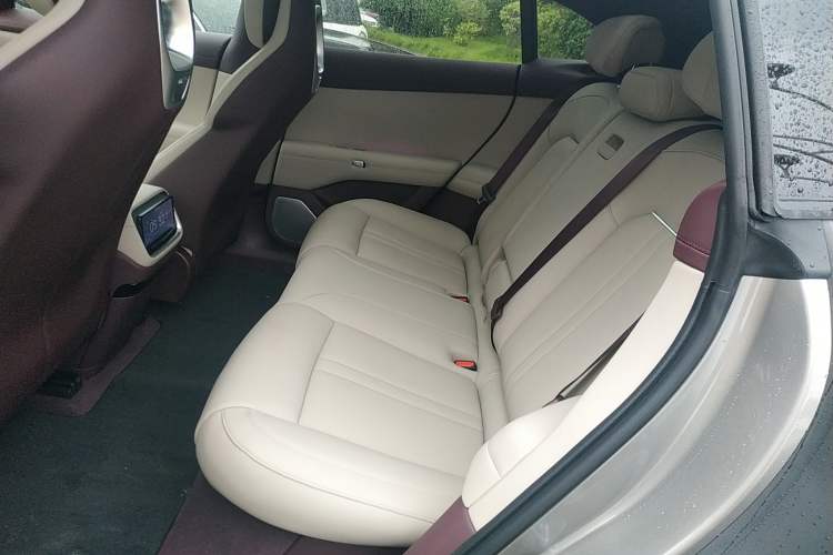 Used  YU7 2025 Ultra-Long Range Rear-Wheel Drive Version
