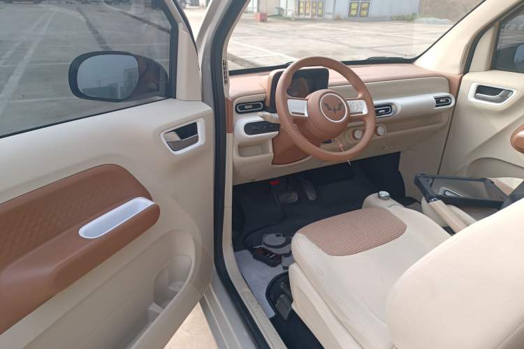 Used Wuling Hongguang MINIEV 2024 3rd Generation 215km Youth Edition