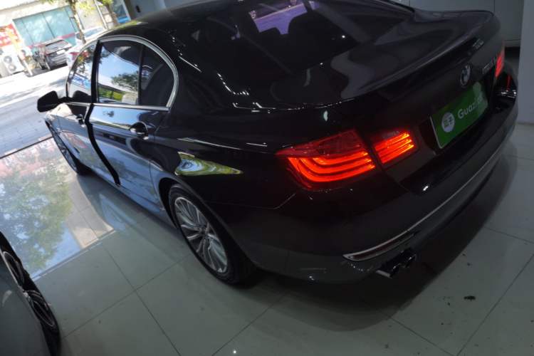 Used BMW 5 Series 2014 525Li Luxury Design Package
