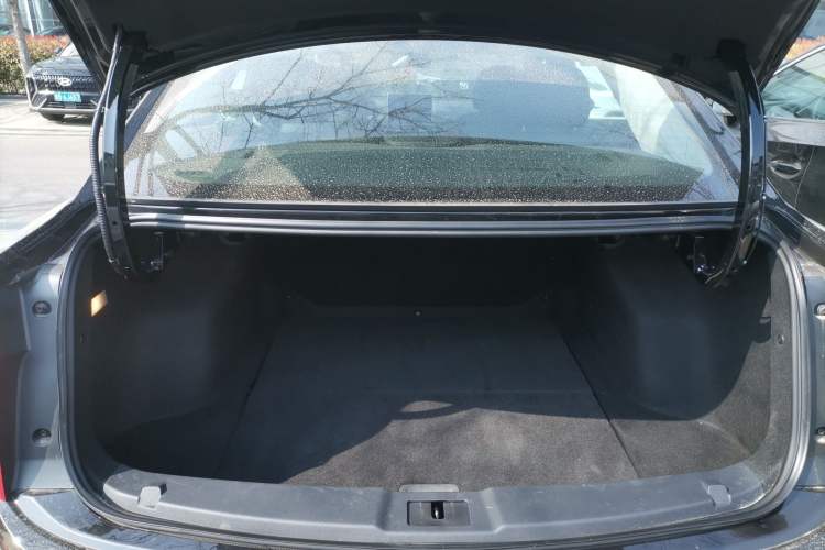 Used Hongqi E-QM5 2023 Revised Version Basic Travel Edition
