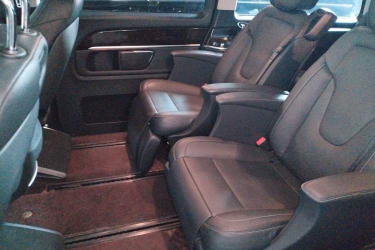 Used Mercedes-Benz V-Class 2018 V 260 L Prestige Extended Version China VI