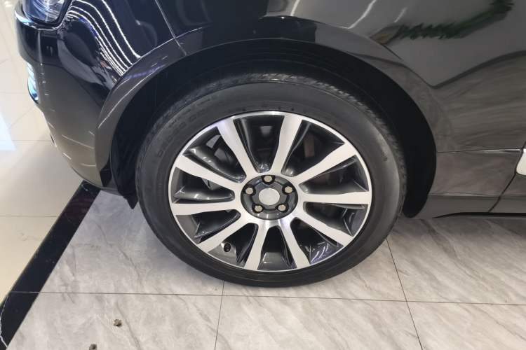 Used Land Rover Range Rover 2016 3.0 SC V6 Vogue SE Long-Wheelbase Edition
