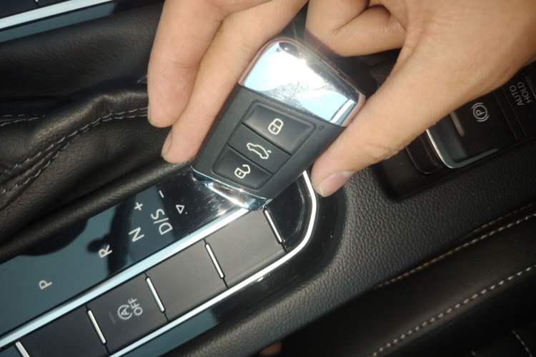 Used Volkswagen Magotan 2023 2 Million Units Limited-Edition 280TSI DSG Comfort Version