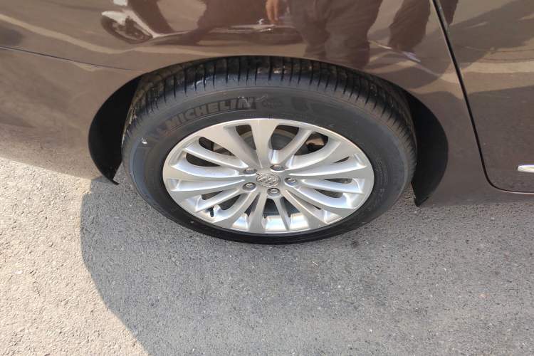 Used Buick LaCrosse 2016 28T Luxury Version
