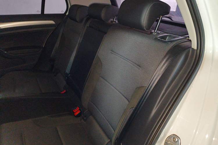 Used Volkswagen Golf 2019 280TSI DSG Comfort Version China VI Standard
