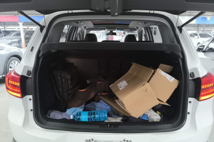 Used Volkswagen Tiguan 2017 300TSI Automatic Two-Wheel Drive Silk Road Comfort Edition