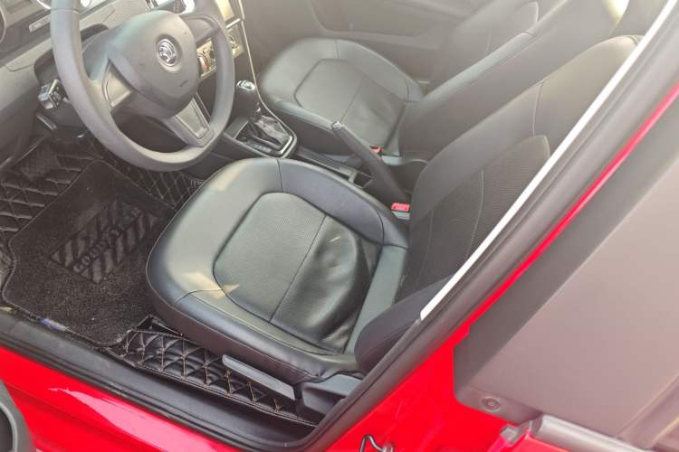 Used Skoda Rapid Spaceback 2014 1.6L Automatic Enjoyment Edition
