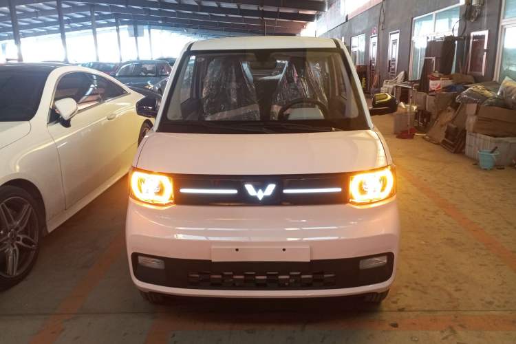 Used Wuling Hongguang MINIEV 2022 Macaron Fashion Model Lithium Iron Phosphate
