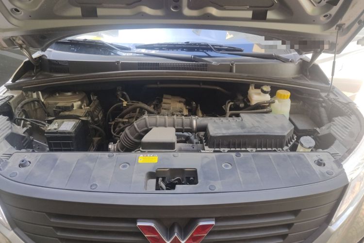 Used Wuling Hongguang PLUS 2020 1.5L Manual Standard Edition 5 Seats
