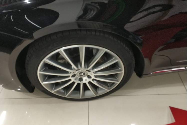 Used Mercedes-Benz S-Class 2014 S 320 L Business Model
