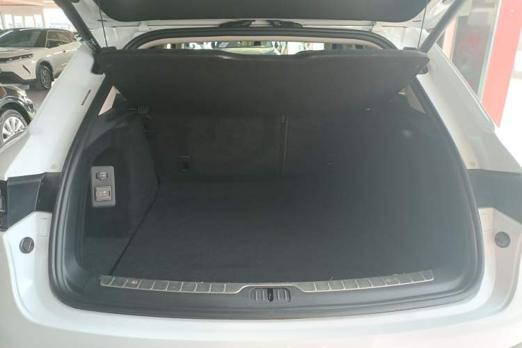 Used Hima AITO M5 2022 Range-Extended Rear-Drive Standard Version
