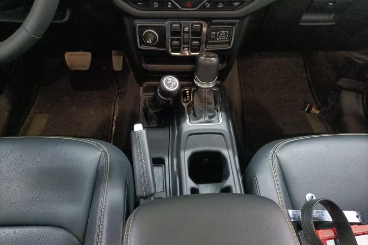 Used  Wrangler 2024 2.0T Sahara Four-Door Edition