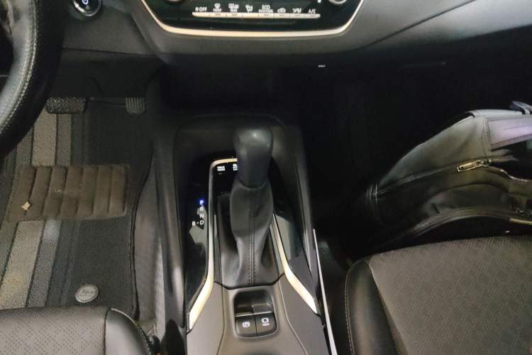 Used Toyota Corolla 2024 1.8L Smart Electric Hybrid Dual-Engine Elite Edition
