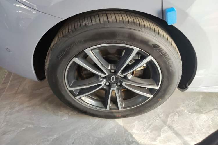 Used Hima AITO M5 2025 Extended-Range Ultra Rear-Wheel-Drive Version
