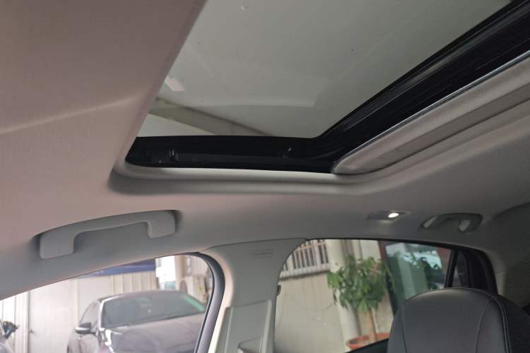 Used Hongqi H5 2022 Classic Model Facelift 1.5T DCT Qiyun Edition
