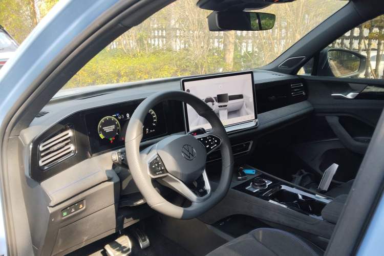 Used Volkswagen Tiguan L 2024 PRO 380TSI Four-Wheel Drive R-Line Prestige Edition