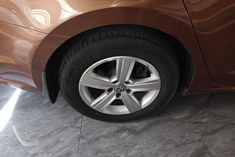 Used Volkswagen Lamando 2017 230TSI DSG Fashion Edition
