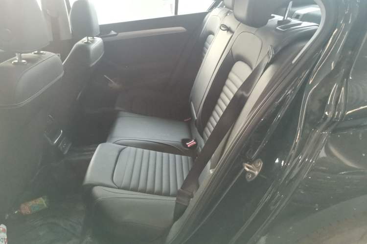 Used Volkswagen Magotan 2025 Zhongxiang Version 280TSI DSG Comfort Edition