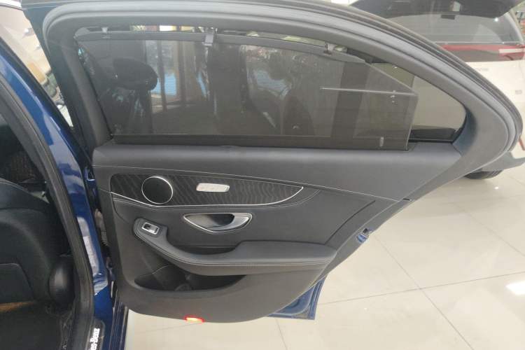 Used Mercedes-Benz C-Class 2017 Facelift C 200 L 4MATIC Sport Edition
