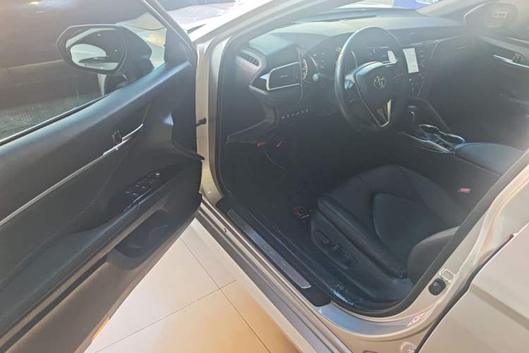 Used Toyota Camry 2019 2.5G Luxury Edition China VI Standard
