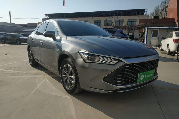 Used BYD Qin PLUS 2024 HONOR Edition DM-i 55KM Leading Model
