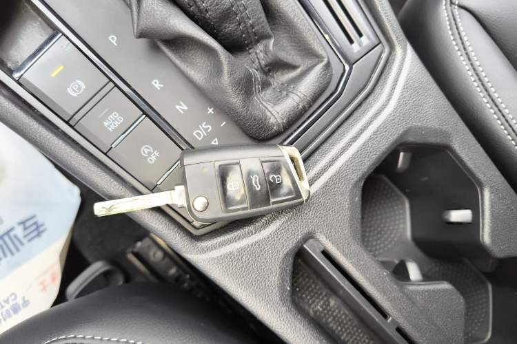 Used Volkswagen Lavida 2022 1.5L Automatic Fashion Edition