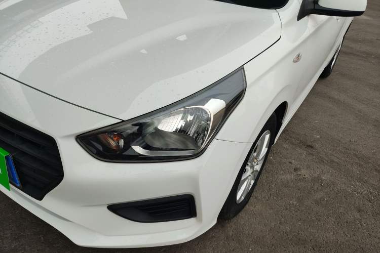 Used Hyundai Verna 2017 1.4L Manual Refreshed Version China V Standard
