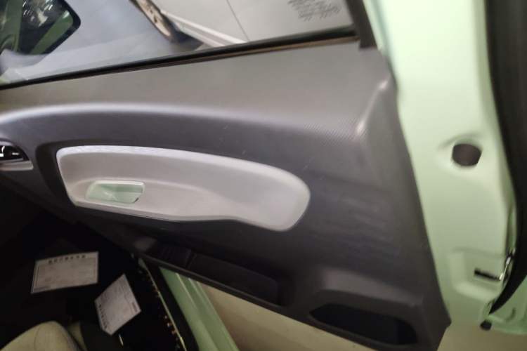 Used Wuling Hongguang MINIEV 2022 Macaron Premium Model – Lithium Iron Phosphate
