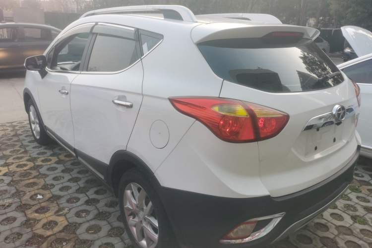 Used  Refine S3 2014 1.5L CVT Luxury Smart Model
