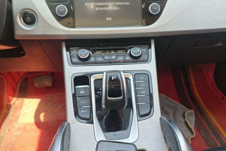 Used Geely Auto Emgrand X7 Sport 2020 1.8TD DCT Two-Wheel Drive Zhiya Model
