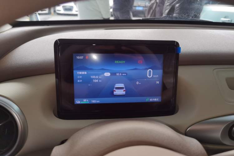 Used Wuling Hongguang MINIEV 2025 Four-Door Version Advanced Edition
